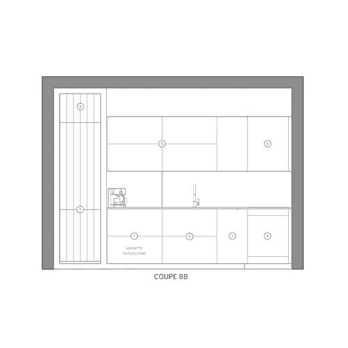 Plan de coupe d'une cuisine sur mesure avec implantation des meubles et des équipements.